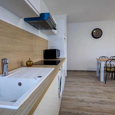 Le Westy 1 Apartment Hieres-Sur-Amby Екстериор снимка