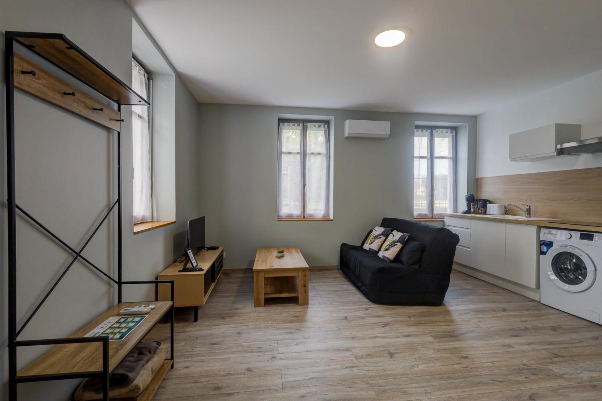 Le Westy 1 Apartment Hieres-Sur-Amby Екстериор снимка